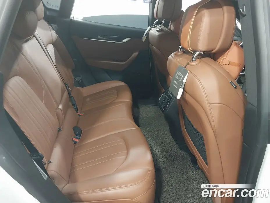 Maserati Levante 2022 2.0 автомат (гидро), фото 14 Maserati Levante 2022 2.0 автомат (гидро), фото 14