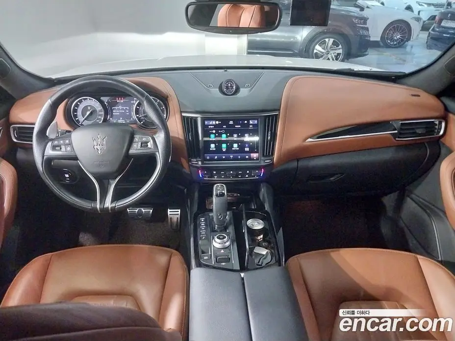 Maserati Levante 2022 2.0 автомат (гидро), фото 5 Maserati Levante 2022 2.0 автомат (гидро), фото 5