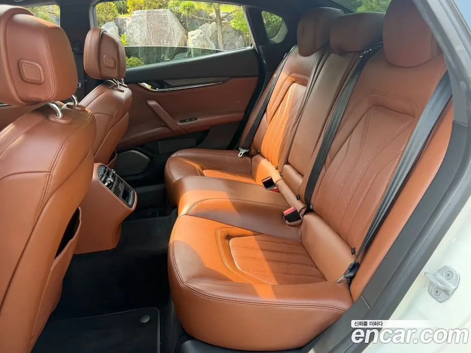 Maserati Quattroporte 2014 3.0 автомат (гидро), фото 13