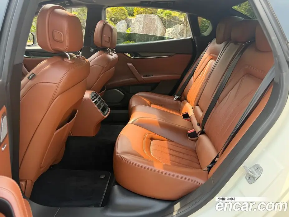 Maserati Quattroporte 2014 3.0 автомат (гидро), фото 14
