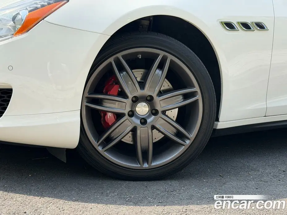 Maserati Quattroporte 2014 3.0 автомат (гидро), фото 5