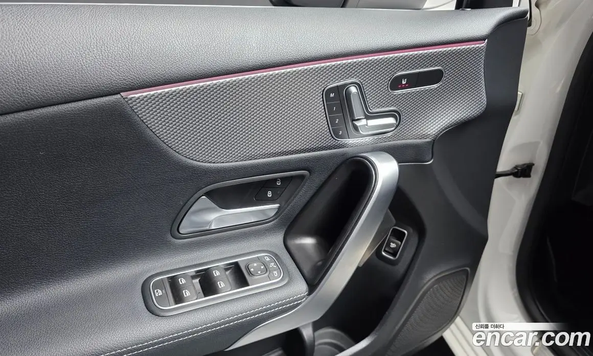 Mercedes-Benz A-Class 2020 2.0 автомат (гидро), фото 24
