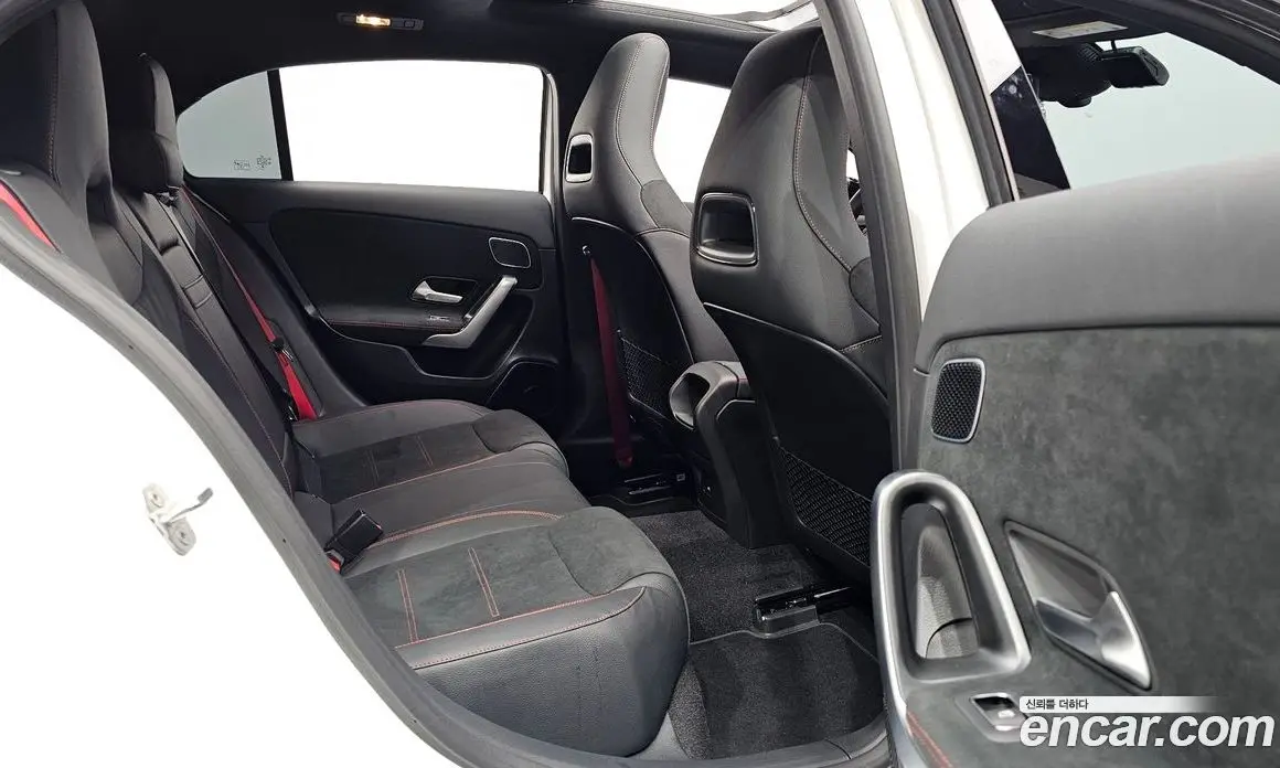 Mercedes-Benz A-Class 2026 2.0 автомат (гидро), фото 12
