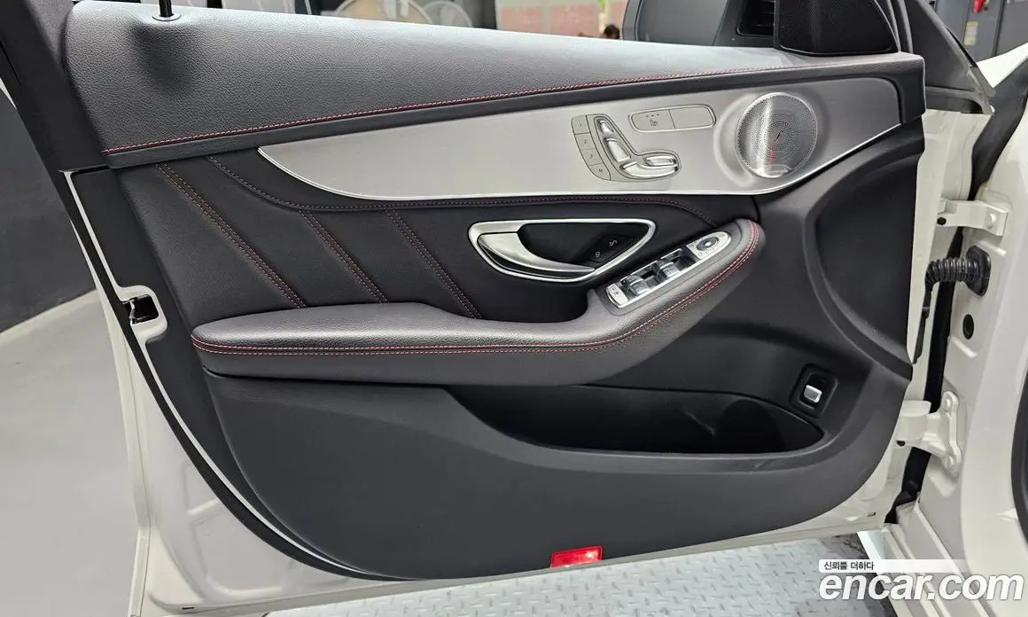 Mercedes-Benz C-Class 2017 3.0 автомат (гидро), фото 14 Mercedes-Benz C-Class 2017 3.0 автомат (гидро), фото 14
