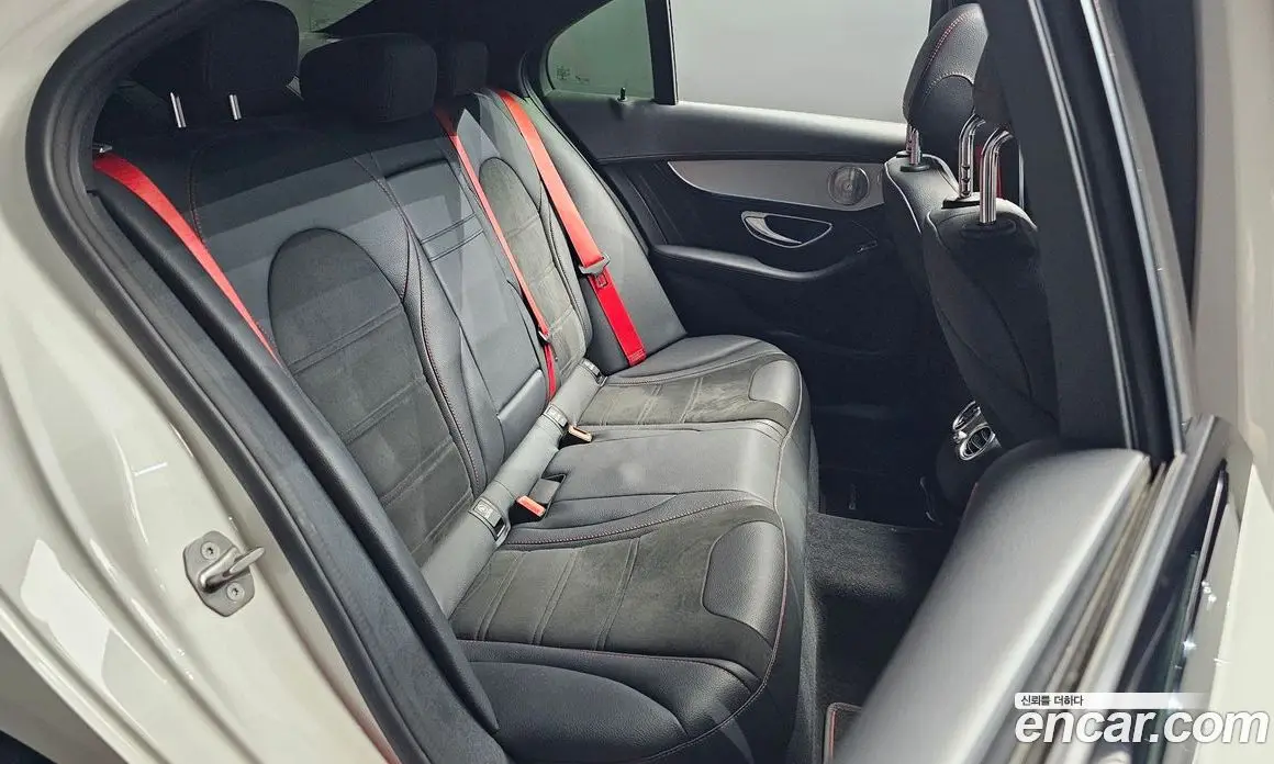 Mercedes-Benz C-Class 2017 3.0 автомат (гидро), фото 17 Mercedes-Benz C-Class 2017 3.0 автомат (гидро), фото 17
