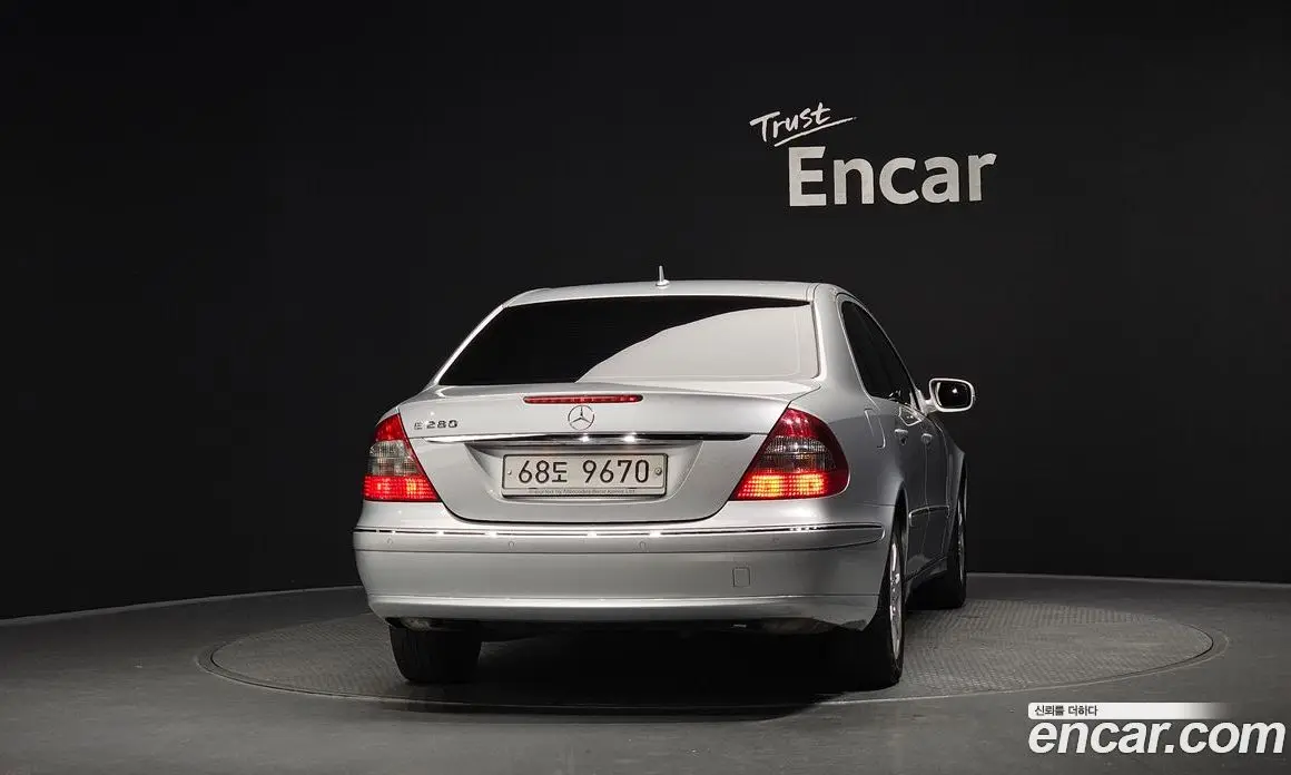 Mercedes-Benz E-Class 2007 1.8 автомат (гидро), фото 3