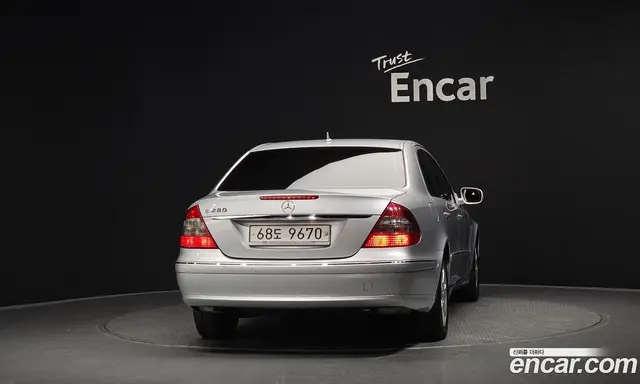 Mercedes-Benz E-Class 2007 1.8 автомат (гидро), миниатюра 3