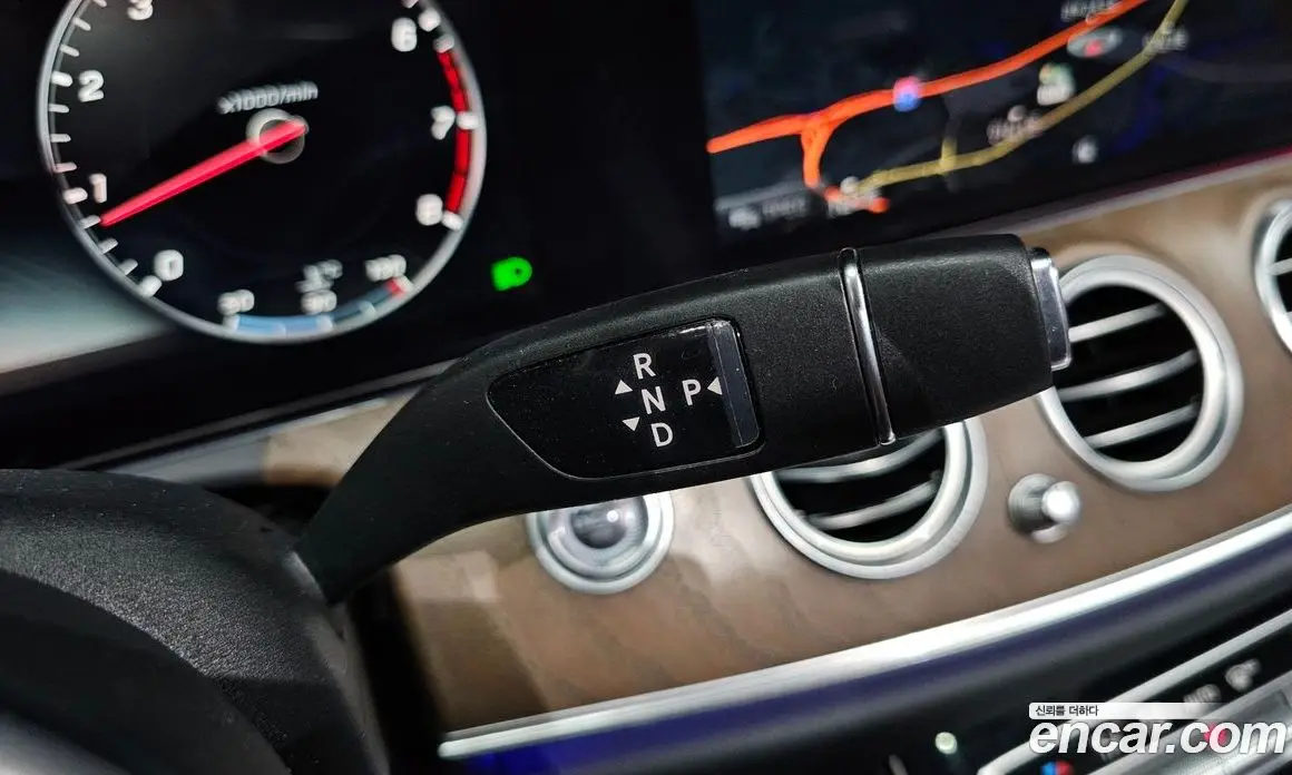 Mercedes-Benz E-Class 2019 2.0 автомат (гидро), фото 11 Mercedes-Benz E-Class 2019 2.0 автомат (гидро), фото 11