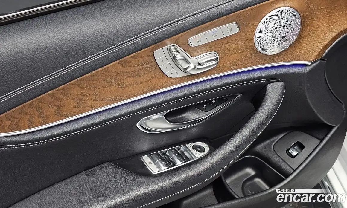 Mercedes-Benz E-Class 2019 2.0 автомат (гидро), фото 23 Mercedes-Benz E-Class 2019 2.0 автомат (гидро), фото 23