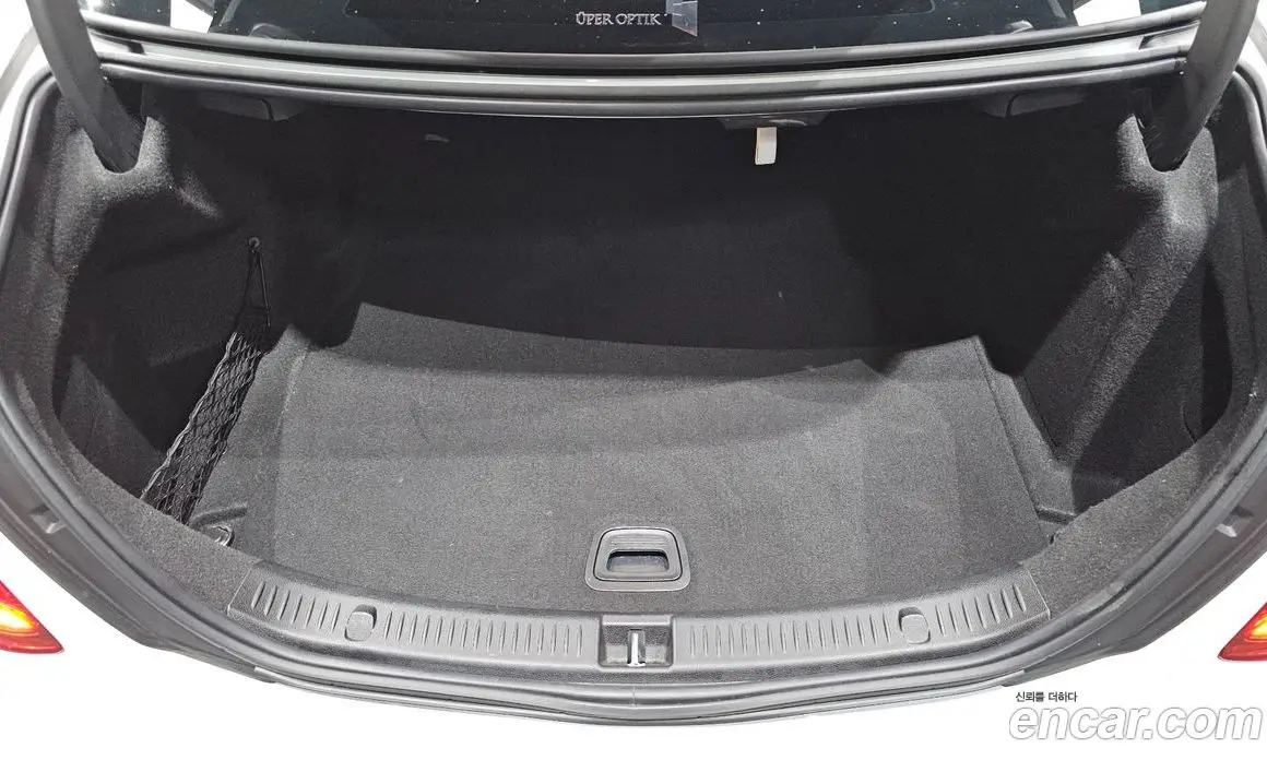 Mercedes-Benz E-Class 2019 2.0 автомат (гидро), фото 29 Mercedes-Benz E-Class 2019 2.0 автомат (гидро), фото 29