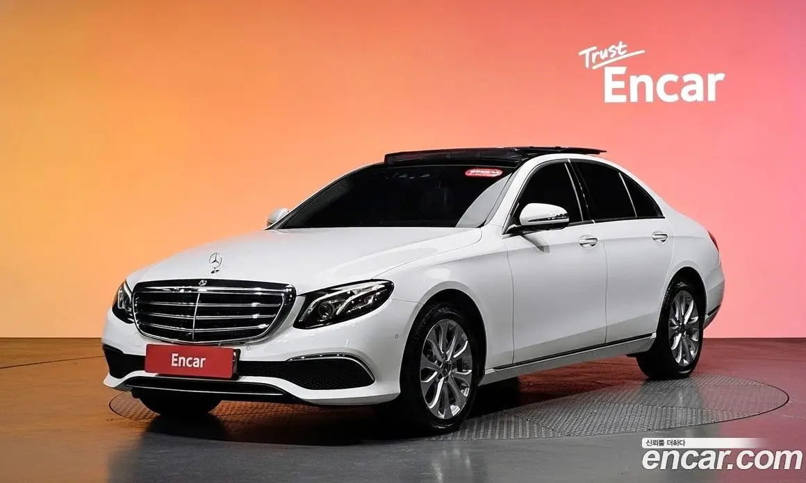 Mercedes-Benz E-Class 2019 2.0 автомат (гидро), фото 32 Mercedes-Benz E-Class 2019 2.0 автомат (гидро), фото 32