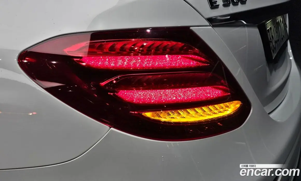 Mercedes-Benz E-Class 2019 2.0 автомат (гидро), фото 8 Mercedes-Benz E-Class 2019 2.0 автомат (гидро), фото 8