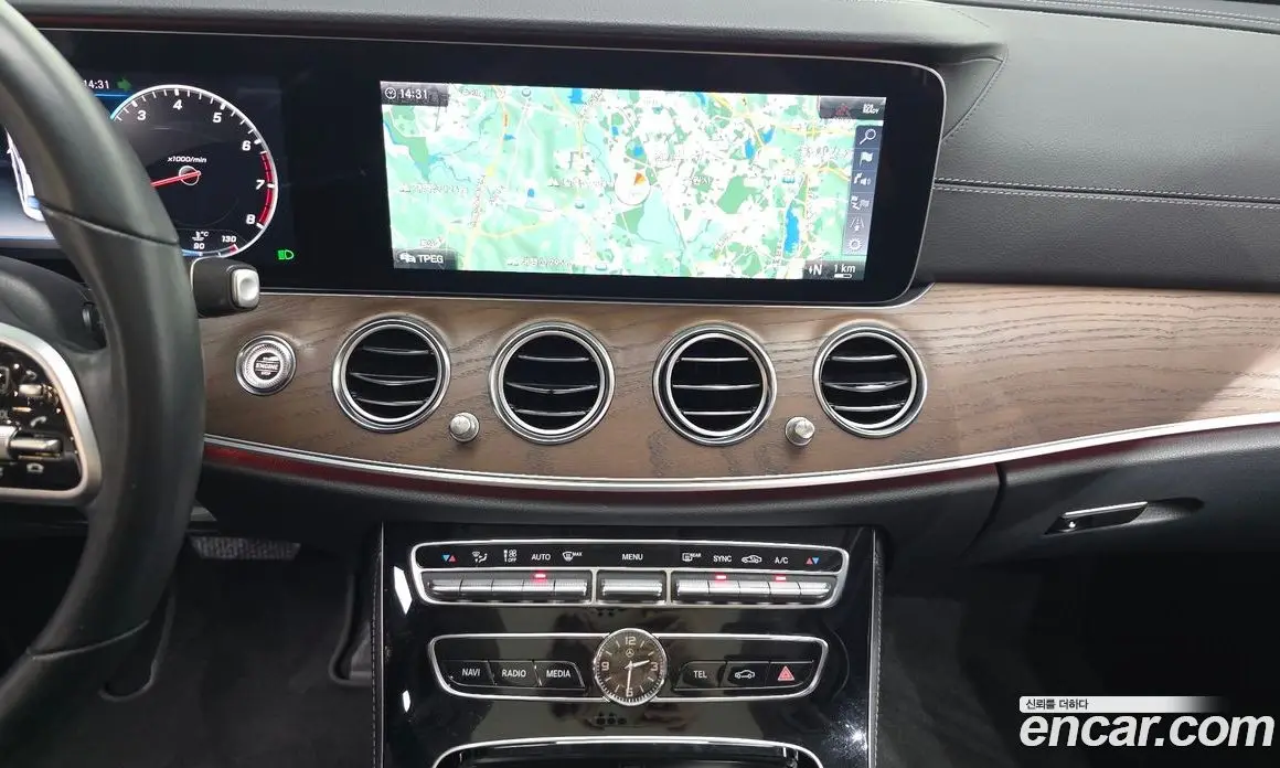 Mercedes-Benz E-Class 2019 2.0 автомат (гидро), фото 19 Mercedes-Benz E-Class 2019 2.0 автомат (гидро), фото 19