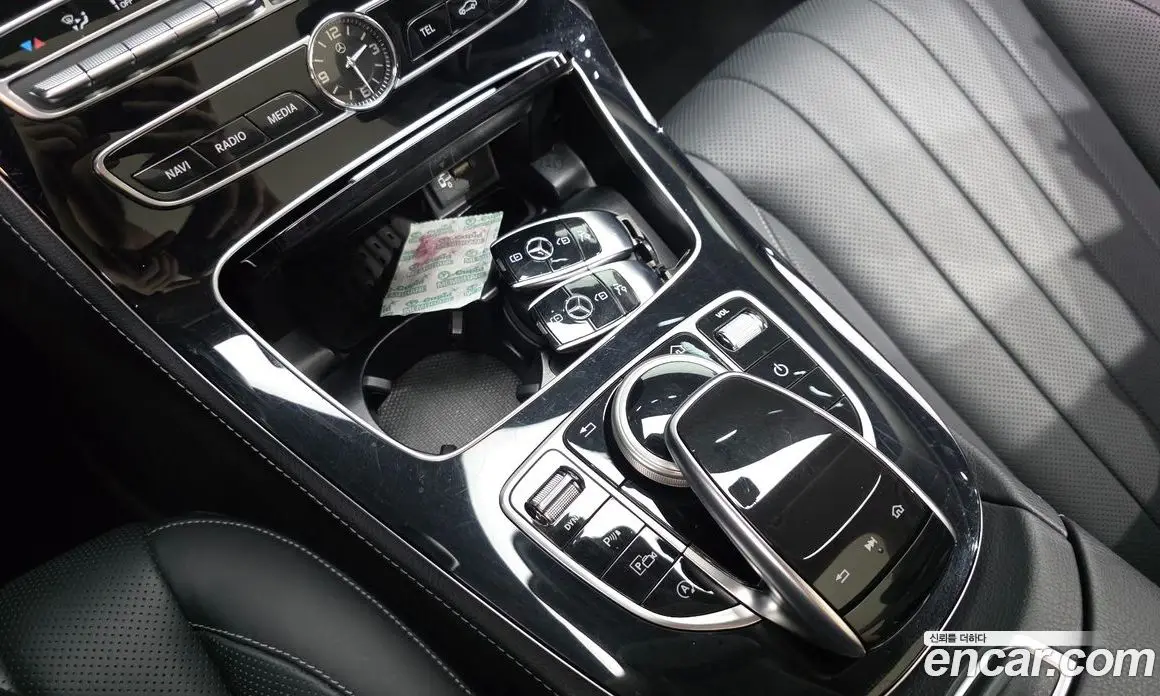 Mercedes-Benz E-Class 2019 2.0 автомат (гидро), фото 24 Mercedes-Benz E-Class 2019 2.0 автомат (гидро), фото 24