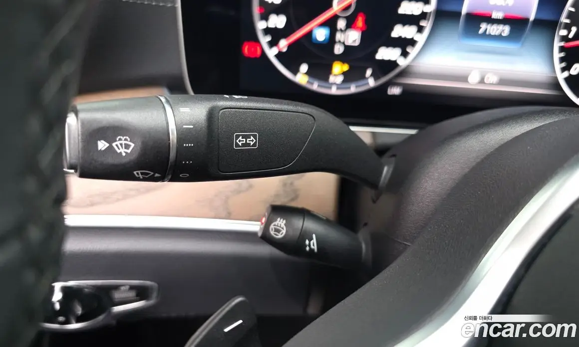 Mercedes-Benz E-Class 2019 2.0 автомат (гидро), фото 28 Mercedes-Benz E-Class 2019 2.0 автомат (гидро), фото 28
