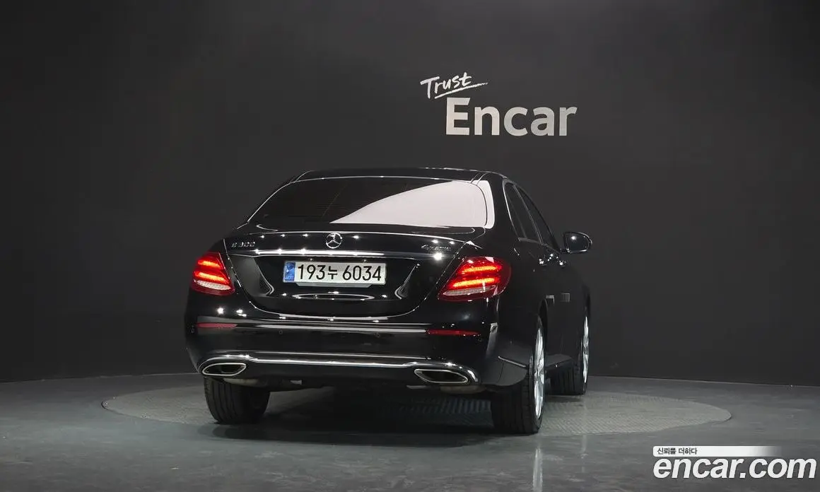 Mercedes-Benz E-Class 2020 2.0 автомат (гидро), фото 4 Mercedes-Benz E-Class 2020 2.0 автомат (гидро), фото 4