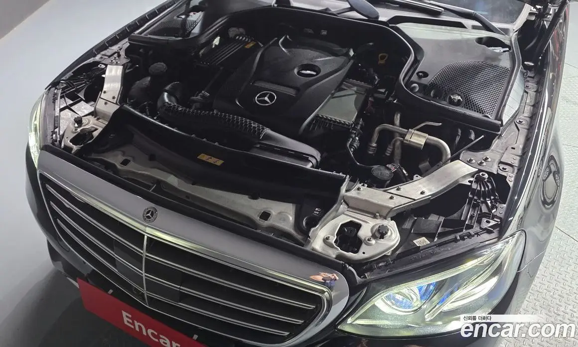 Mercedes-Benz E-Class 2020 2.0 автомат (гидро), фото 6 Mercedes-Benz E-Class 2020 2.0 автомат (гидро), фото 6