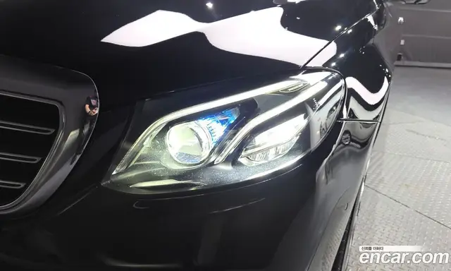 Mercedes-Benz E-Class 2020 2.0 автомат (гидро), миниатюра 8 Mercedes-Benz E-Class 2020 2.0 автомат (гидро), миниатюра 8