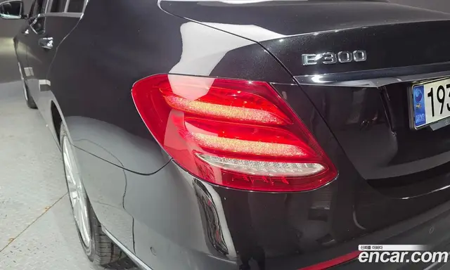 Mercedes-Benz E-Class 2020 2.0 автомат (гидро), миниатюра 9 Mercedes-Benz E-Class 2020 2.0 автомат (гидро), миниатюра 9