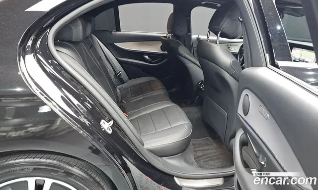 Mercedes-Benz E-Class 2021 2.0 автомат (гидро), миниатюра 11