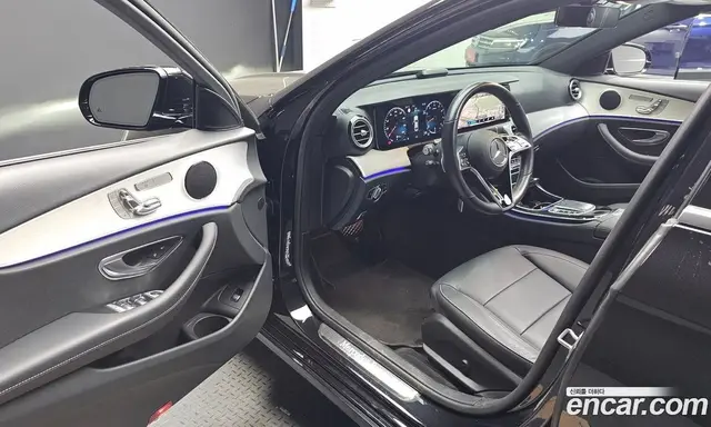 Mercedes-Benz E-Class 2021 2.0 автомат (гидро), миниатюра 10