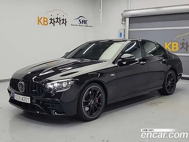 Mercedes-Benz E-Class 2022 3.0 автомат (гидро), миниатюра 1 Mercedes-Benz E-Class 2022 3.0 автомат (гидро), миниатюра 1