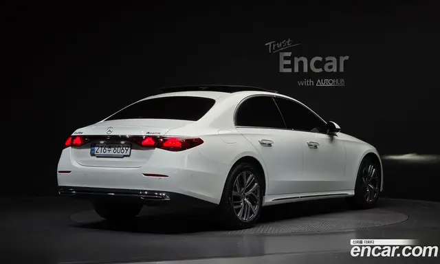 Mercedes-Benz E-Class 2024 2.0 автомат (гидро), миниатюра 2 Mercedes-Benz E-Class 2024 2.0 автомат (гидро), миниатюра 2