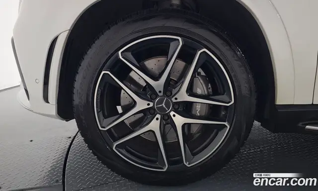 Mercedes-Benz GLE-Class 2022 3.0 автомат (гидро), миниатюра 4 Mercedes-Benz GLE-Class 2022 3.0 автомат (гидро), миниатюра 4