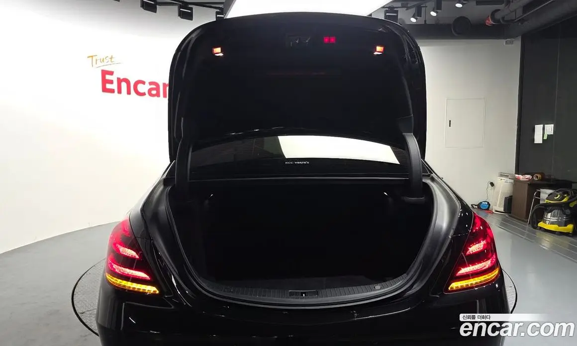 Mercedes-Benz S-Class 2019 3.0 автомат (гидро), фото 33 Mercedes-Benz S-Class 2019 3.0 автомат (гидро), фото 33