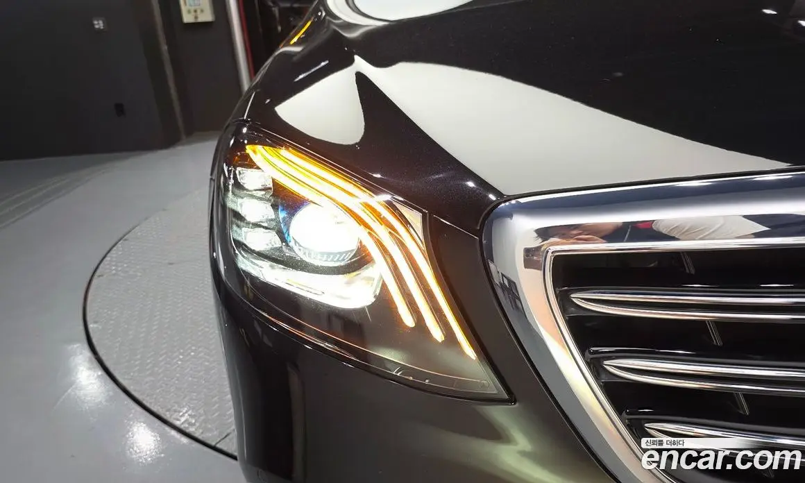 Mercedes-Benz S-Class 2019 3.0 автомат (гидро), фото 8 Mercedes-Benz S-Class 2019 3.0 автомат (гидро), фото 8