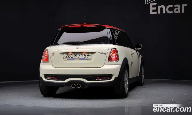Mini Cooper 2013 1.6 автомат (гидро), миниатюра 4 Mini Cooper 2013 1.6 автомат (гидро), миниатюра 4