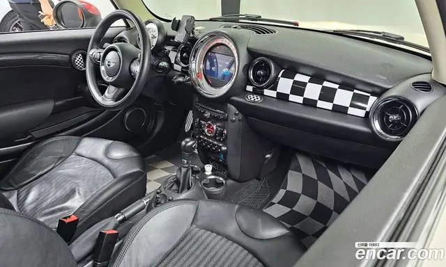 Mini Cooper 2013 1.6 автомат (гидро), миниатюра 7 Mini Cooper 2013 1.6 автомат (гидро), миниатюра 7