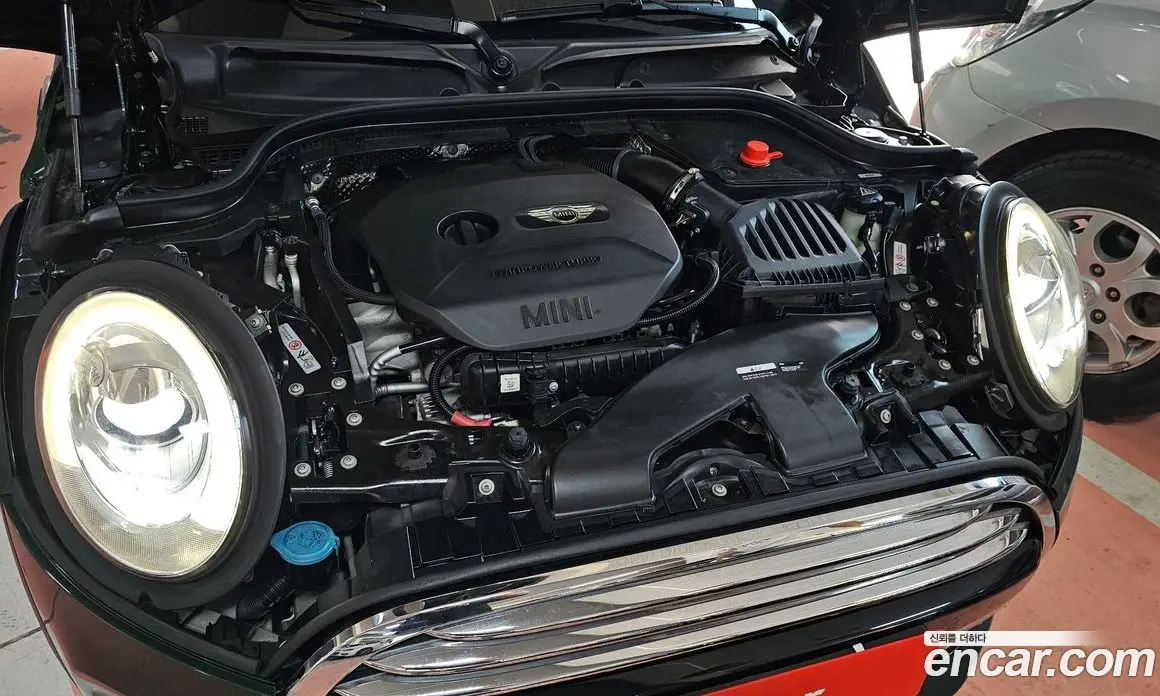 Mini Cooper 2014 1.5 автомат (гидро), фото 6