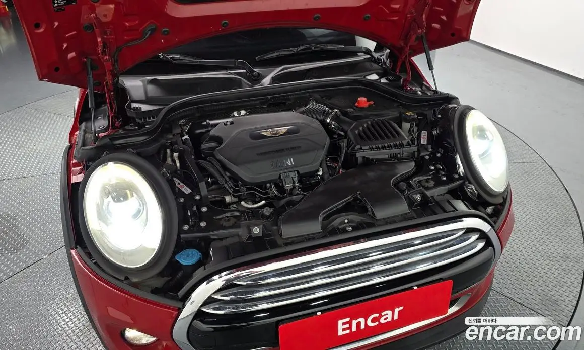 Mini Cooper 2015 1.5 автомат (гидро), фото 6