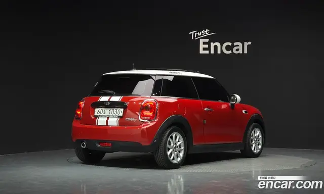Mini Cooper 2018 1.5 автомат (гидро), миниатюра 2
