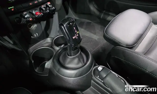 Mini Cooper 2018 1.5 автомат (гидро), миниатюра 12