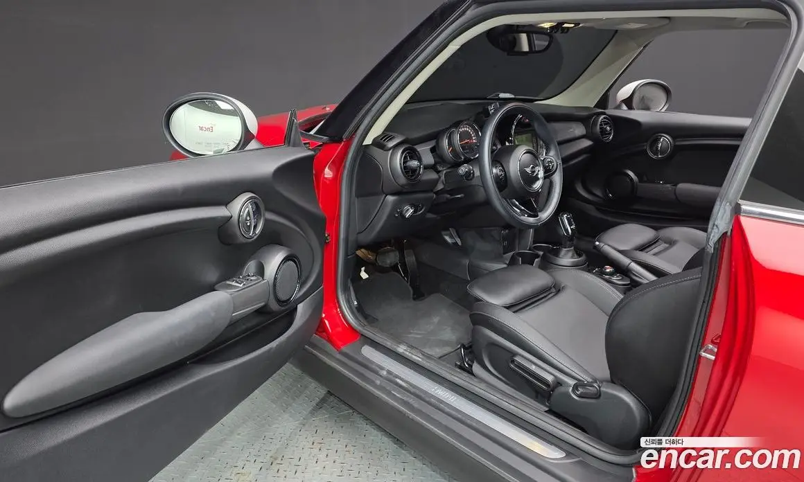 Mini Cooper 2018 1.5 автомат (гидро), фото 13