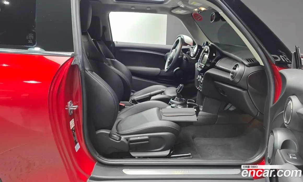 Mini Cooper 2018 1.5 автомат (гидро), фото 16