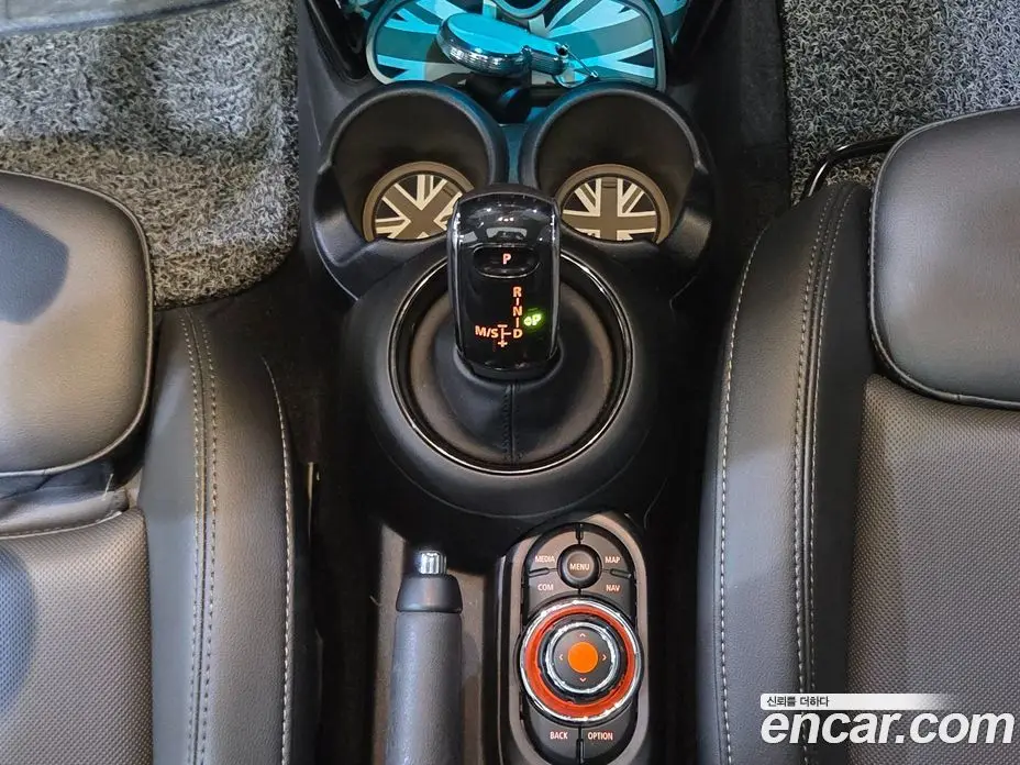 Mini Cooper 2019 2.0 автомат (гидро), фото 13 Mini Cooper 2019 2.0 автомат (гидро), фото 13