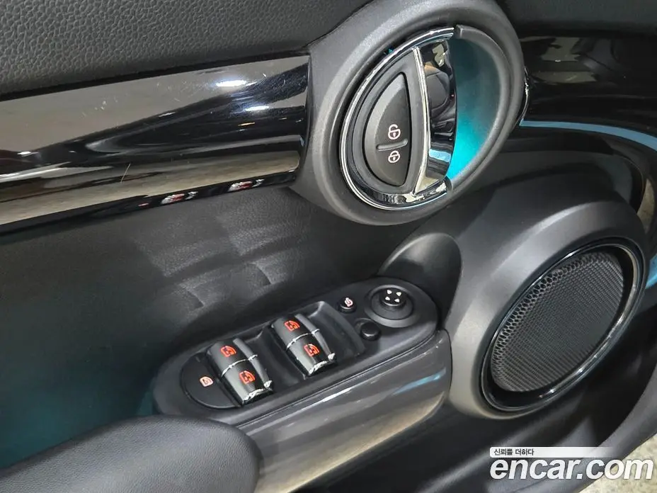 Mini Cooper 2019 2.0 автомат (гидро), фото 15 Mini Cooper 2019 2.0 автомат (гидро), фото 15