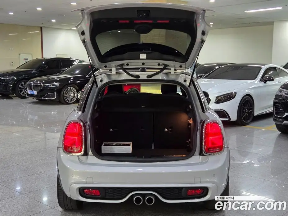 Mini Cooper 2019 2.0 автомат (гидро), фото 19 Mini Cooper 2019 2.0 автомат (гидро), фото 19
