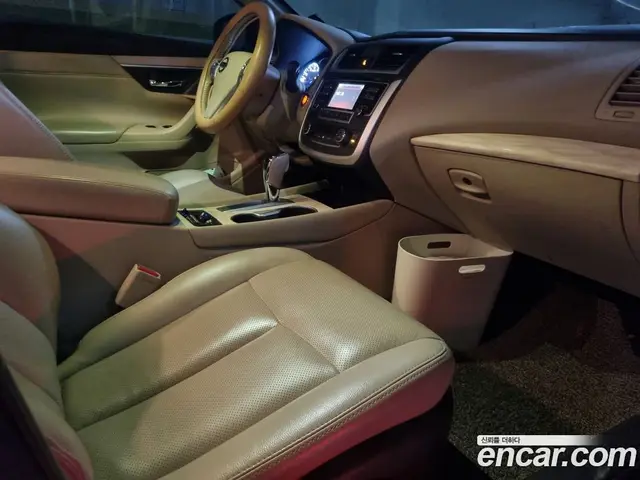 Nissan Altima 2017 2.5 автомат (гидро), миниатюра 11 Nissan Altima 2017 2.5 автомат (гидро), миниатюра 11