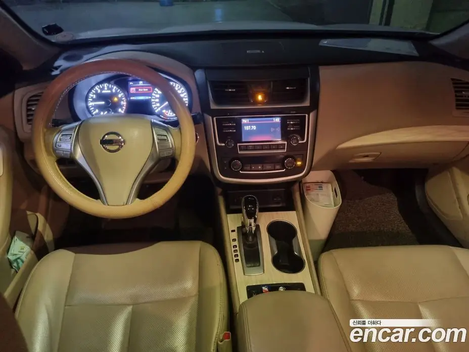 Nissan Altima 2017 2.5 автомат (гидро), фото 10 Nissan Altima 2017 2.5 автомат (гидро), фото 10