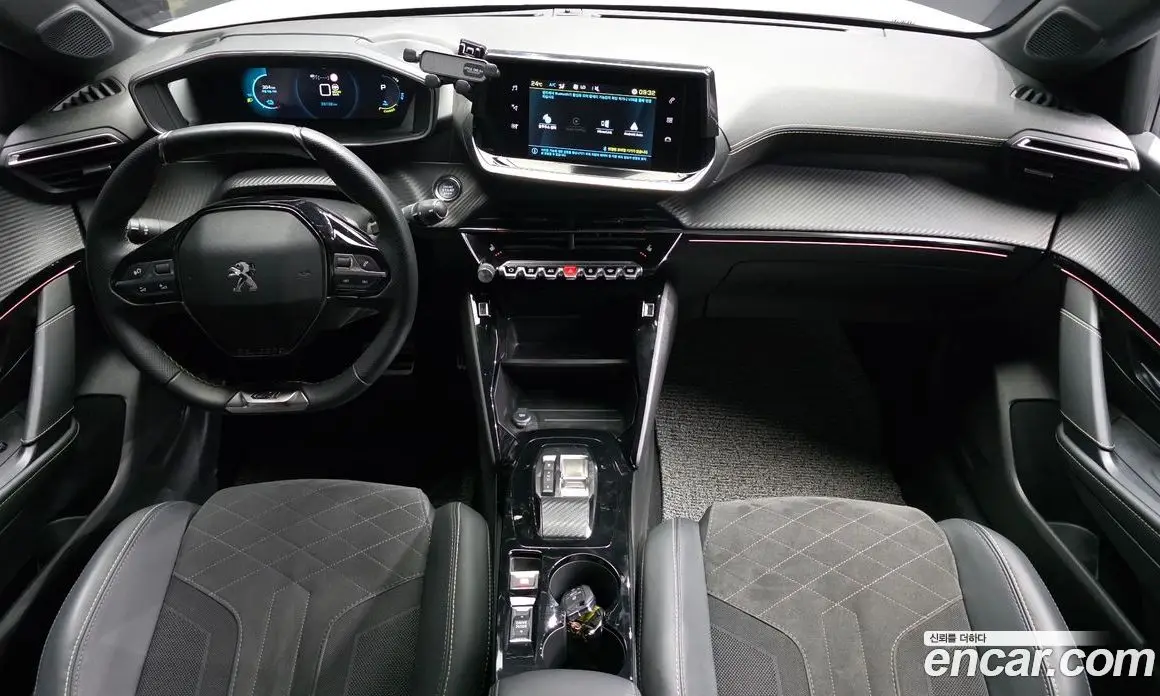Peugeot 208 2023 0.1 автомат (гидро), фото 10