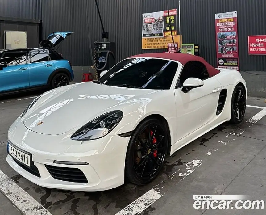 Porsche 718 2018 2.5 автомат (гидро), фото 4 Porsche 718 2018 2.5 автомат (гидро), фото 4