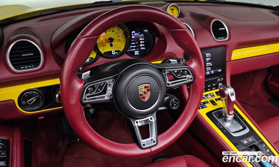 Porsche 718 2019 2.5 автомат (гидро), фото 17 Porsche 718 2019 2.5 автомат (гидро), фото 17