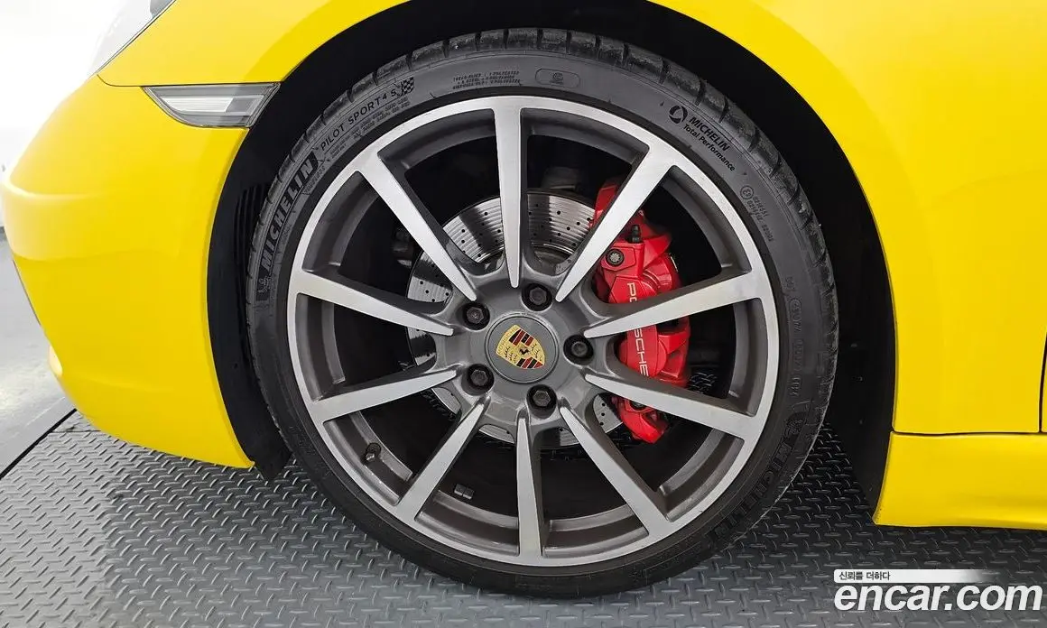 Porsche 718 2019 2.5 автомат (гидро), фото 4 Porsche 718 2019 2.5 автомат (гидро), фото 4