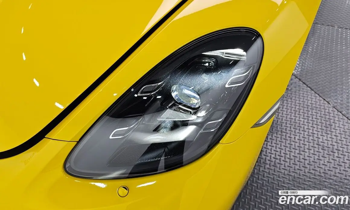 Porsche 718 2019 2.5 автомат (гидро), фото 7 Porsche 718 2019 2.5 автомат (гидро), фото 7
