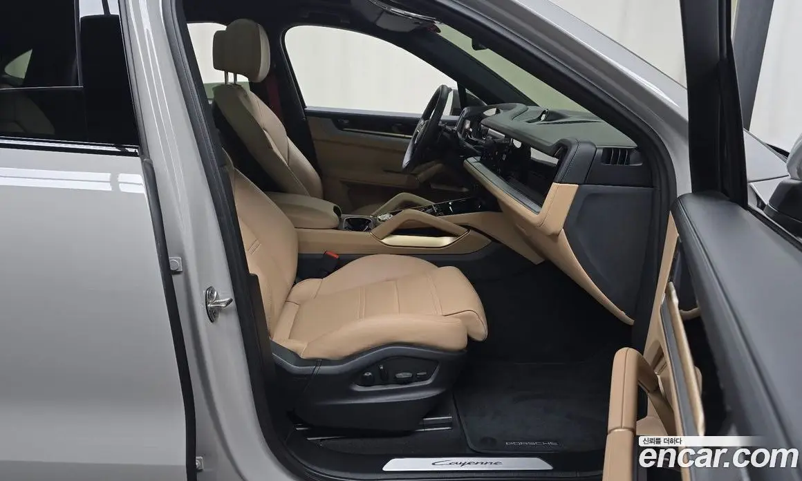 Porsche Cayenne 2024 3.0 автомат (гидро), фото 16