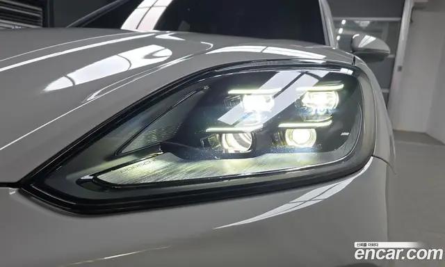 Porsche Cayenne 2024 3.0 автомат (гидро), миниатюра 8